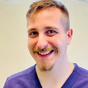 Zachary Mabalay, D.C